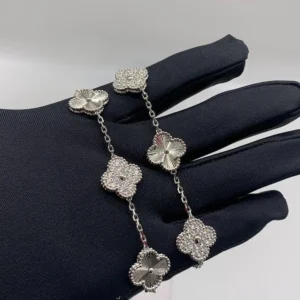 Unisex VVA bracelets